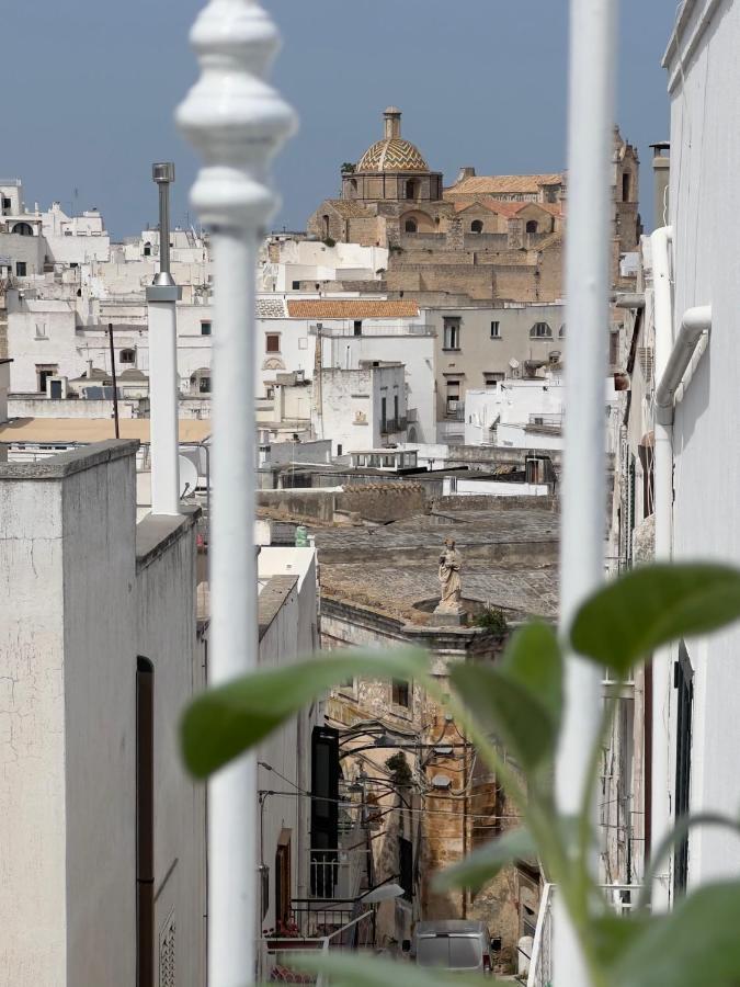 Q40 Ostuni Apartment Bagian luar foto