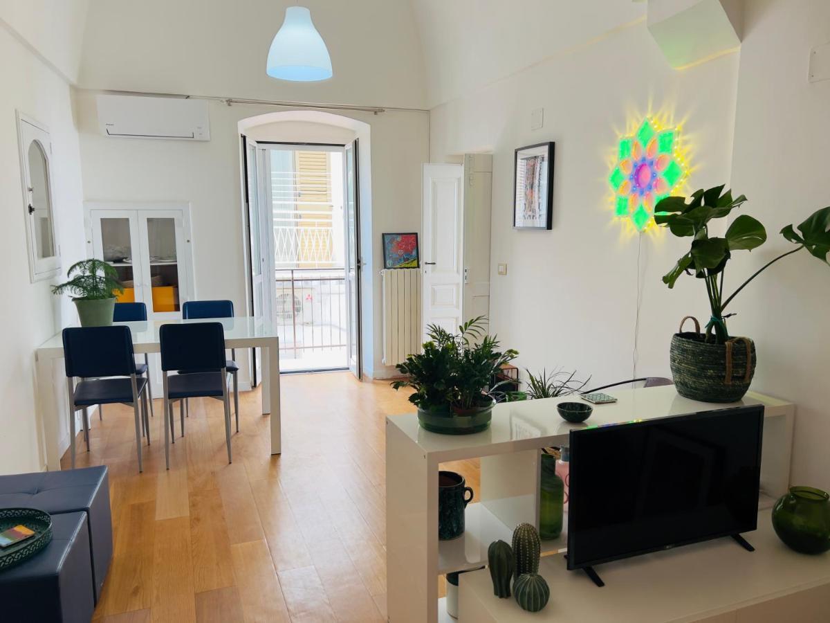 Q40 Ostuni Apartment Bagian luar foto