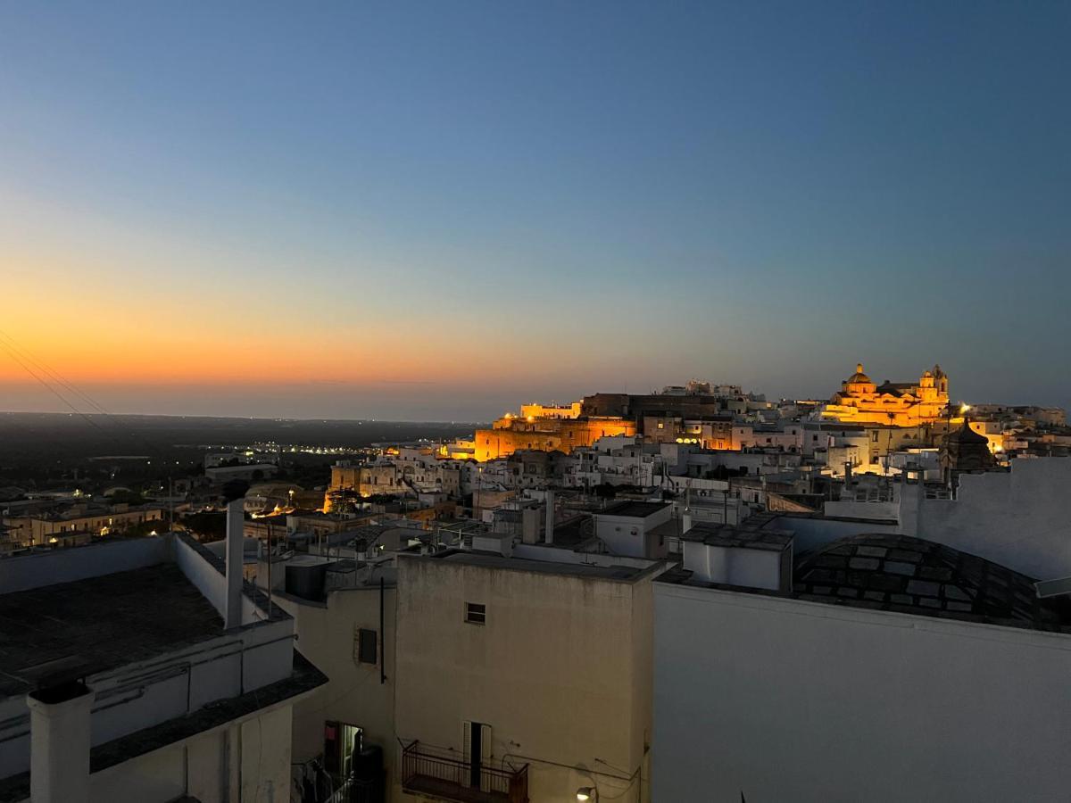 Q40 Ostuni Apartment Bagian luar foto