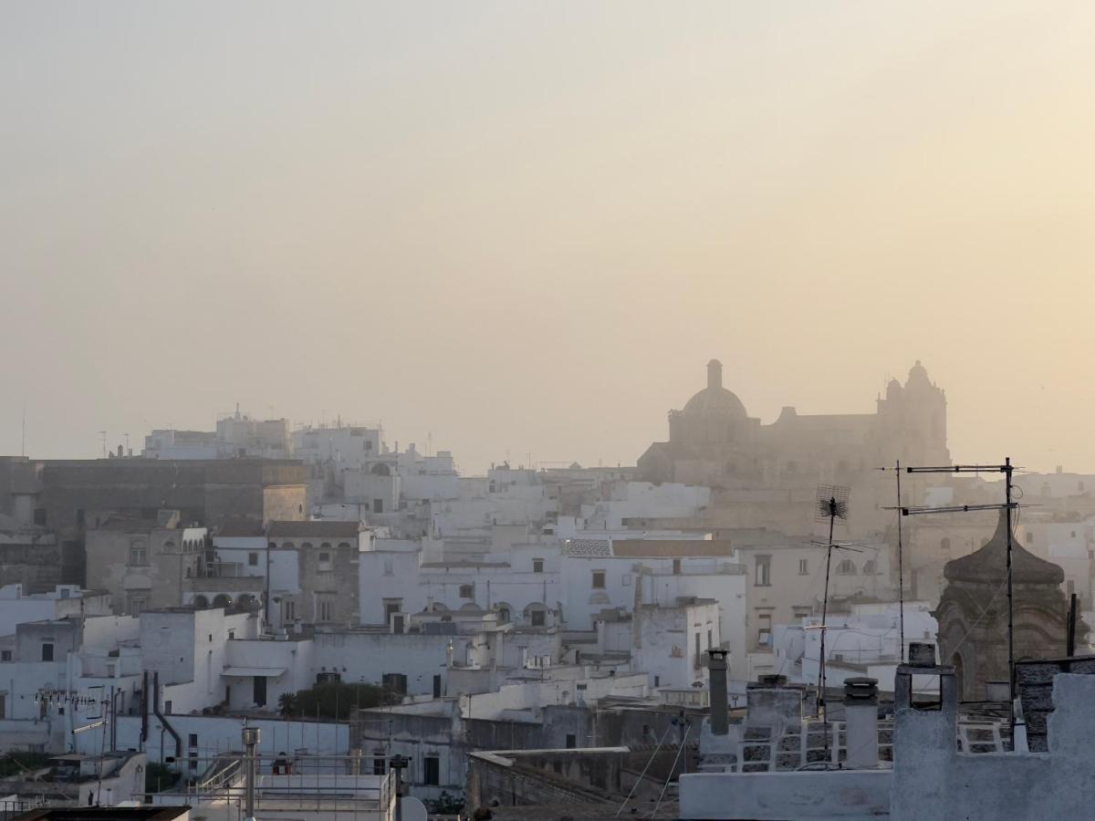 Q40 Ostuni Apartment Bagian luar foto