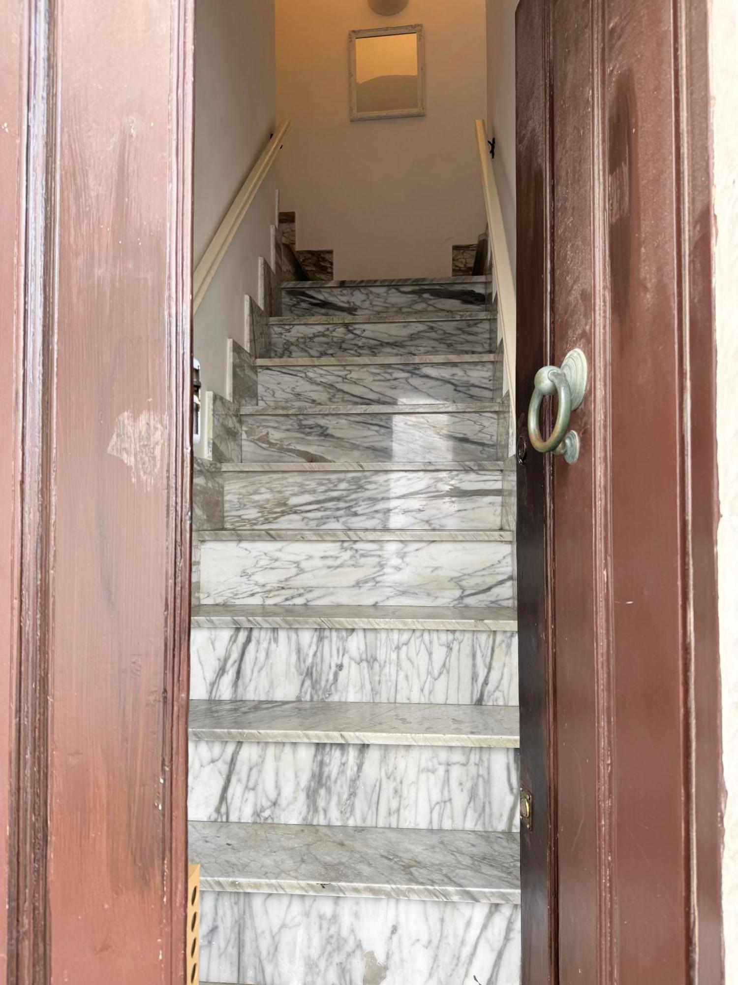 Q40 Ostuni Apartment Bagian luar foto
