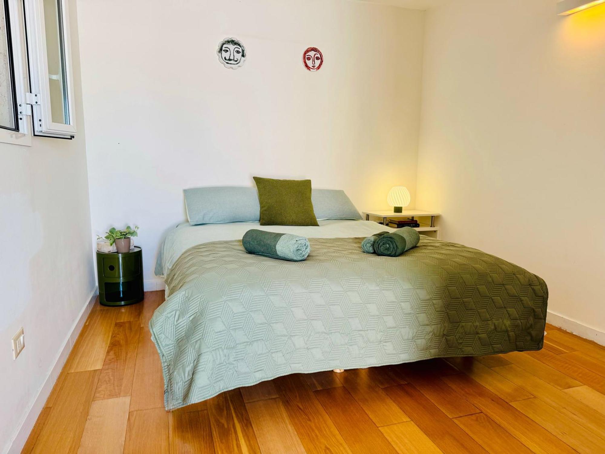 Q40 Ostuni Apartment Bagian luar foto